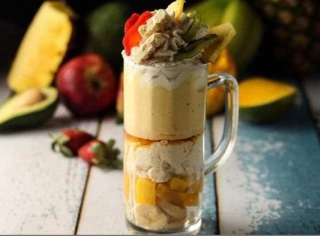 موز وحليب وعسل 